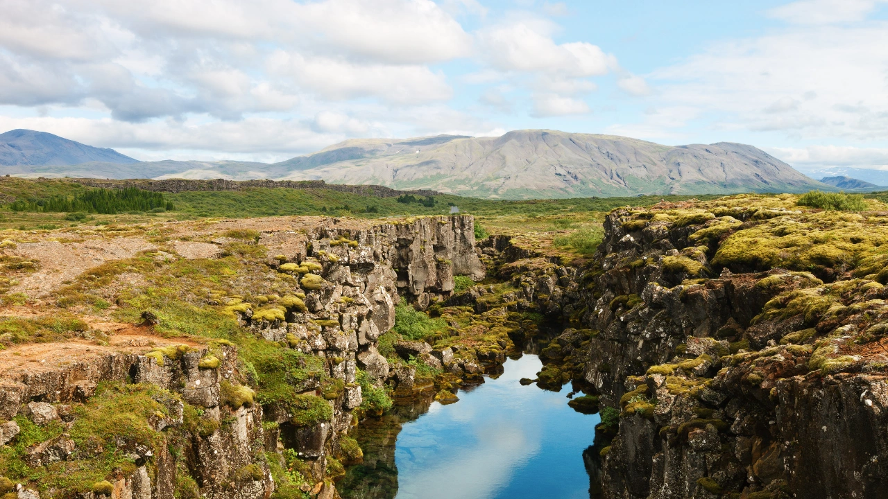 Ziua 2 - Parcul National Thingvellir - Gullfoss - Geysir - Laugarvatn Fontana