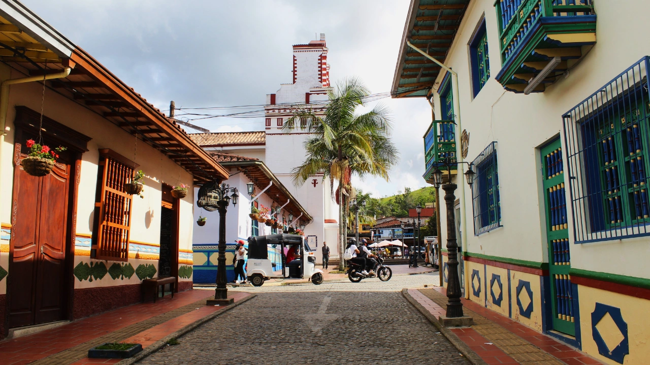 Ziua 7 - Marinilla - El Penol - Guatape