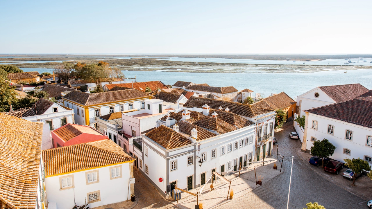 Vacante la plaja in Algarve