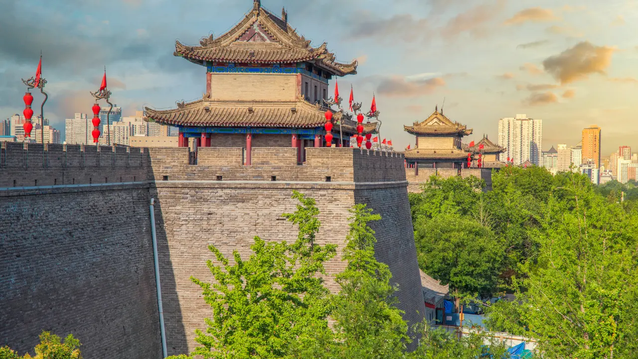 Ziua 5 - Armata de Teracota - Fabrica de Teracota - Zidul Orasului