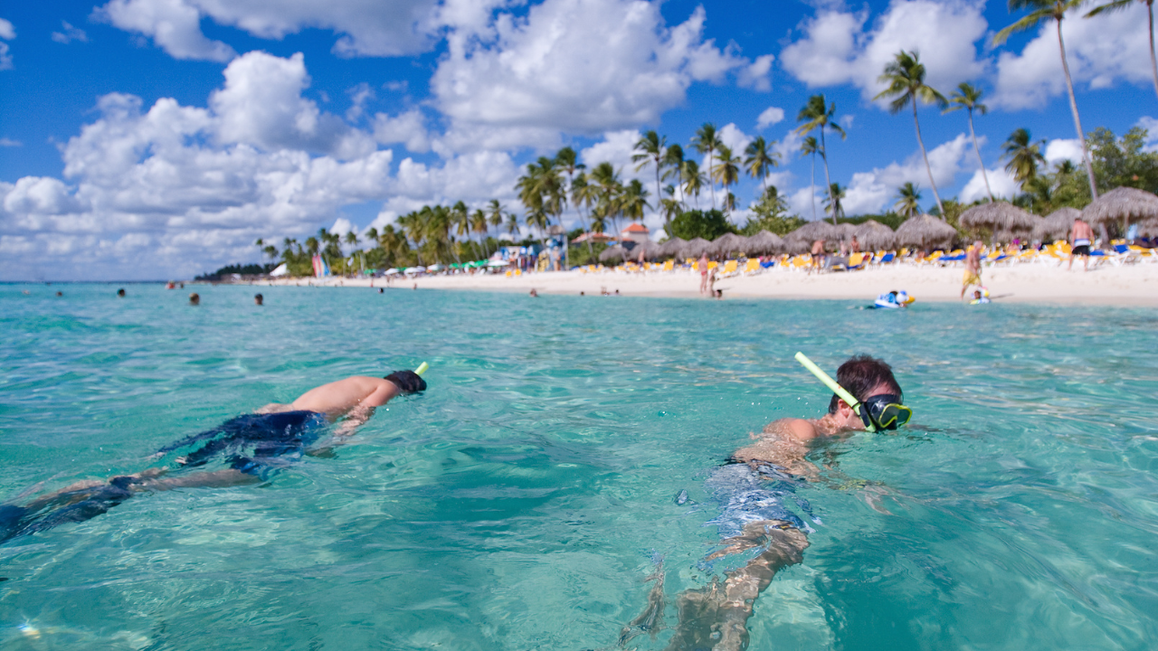 Snorkeling sau diving in recifele de corali