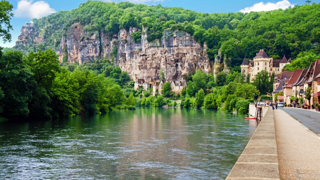 Plimbare cu barca pe raul Dordogne