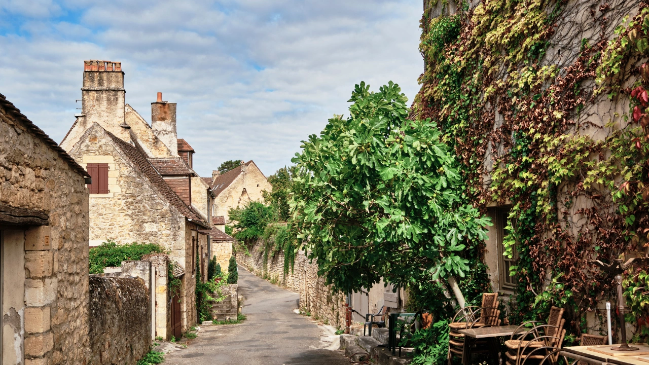 Ziua 2 - Tur privat gourmet in Sarlat & satele din Valea Dordogne