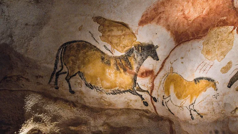 Vizita la Lascaux IV si La Roque Saint-Christophe