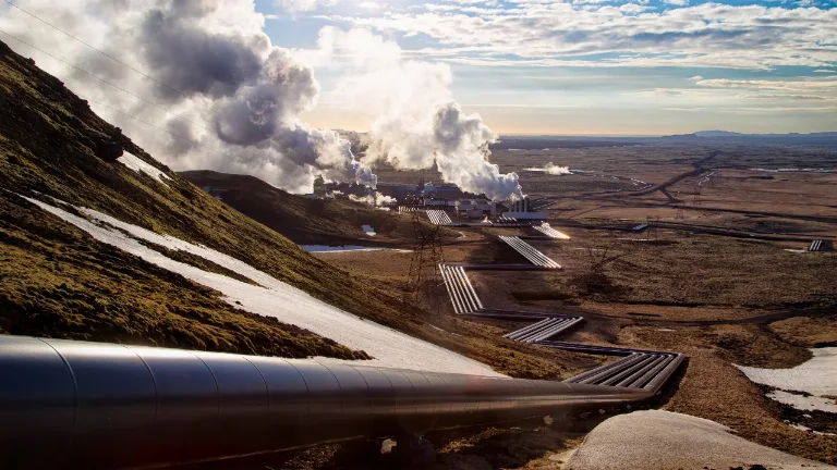 Ziua 7 — Centrala geotermala Hellisheidi, Reykjavik si Blue Lagoon