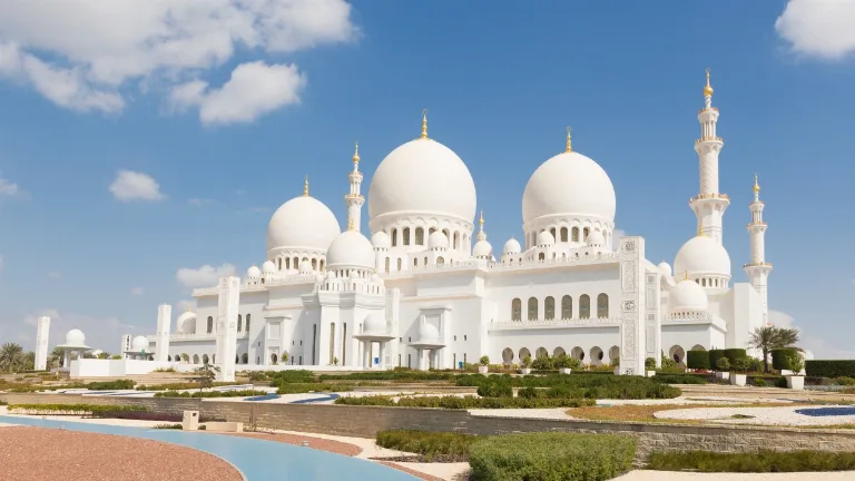 Ziua 2 - Explorare Abu Dhabi