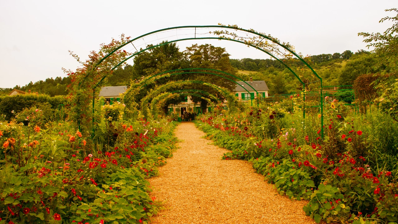 Ziua 1 - Cluj - Paris - Giverny - Bayeux